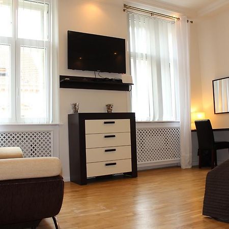 Leo Apartment 브라티슬라바 외부 사진
