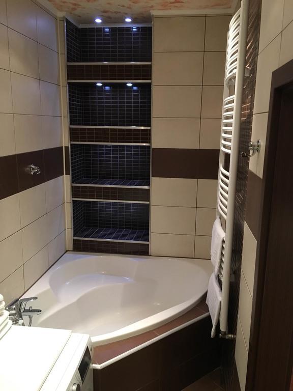 Leo Apartment 브라티슬라바 외부 사진