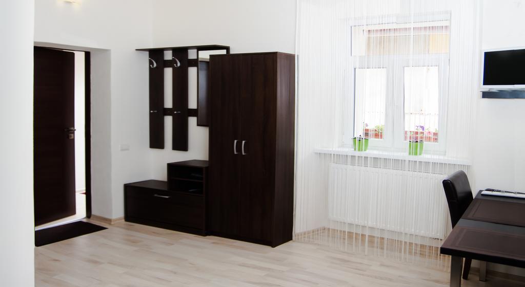 Leo Apartment 브라티슬라바 외부 사진