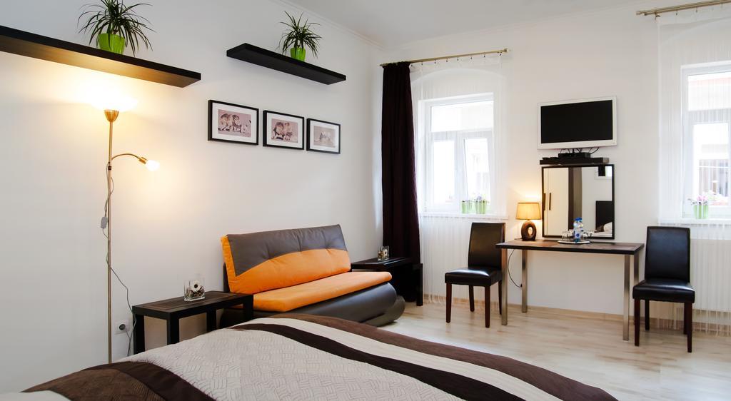 Leo Apartment 브라티슬라바 외부 사진