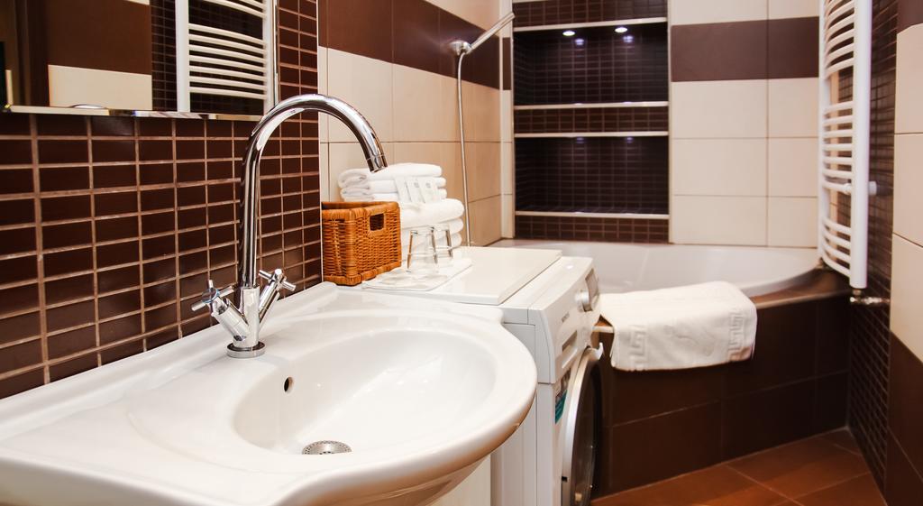 Leo Apartment 브라티슬라바 외부 사진