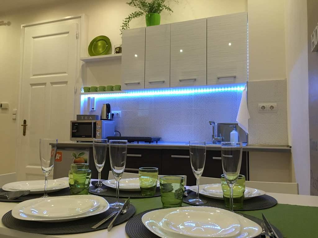 Leo Apartment 브라티슬라바 외부 사진