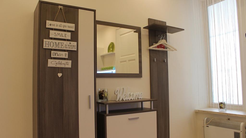 Leo Apartment 브라티슬라바 외부 사진