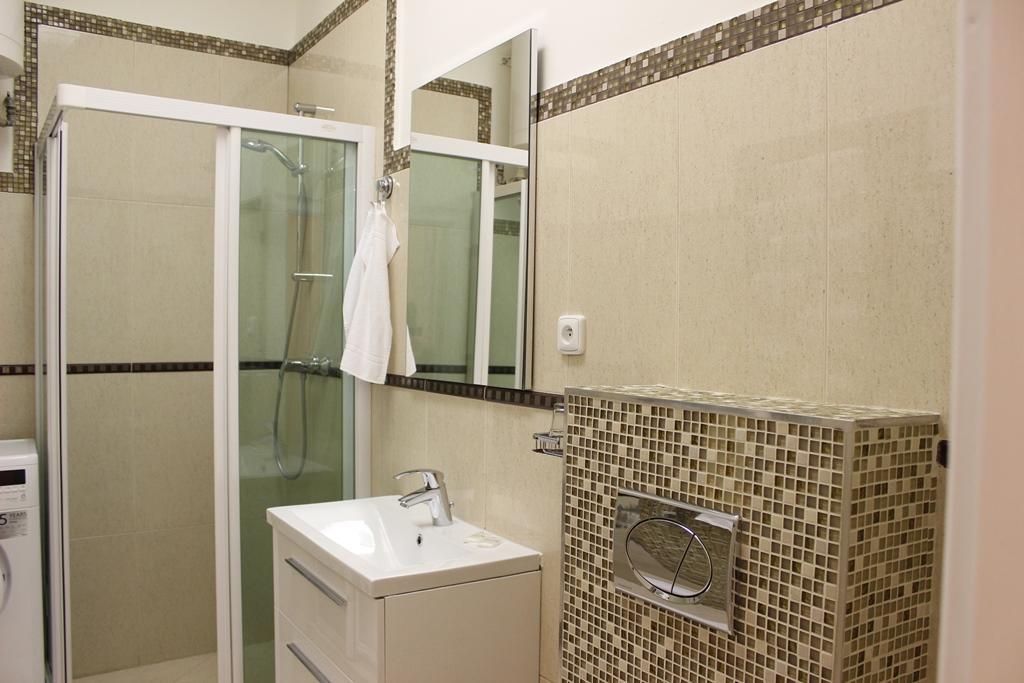 Leo Apartment 브라티슬라바 외부 사진