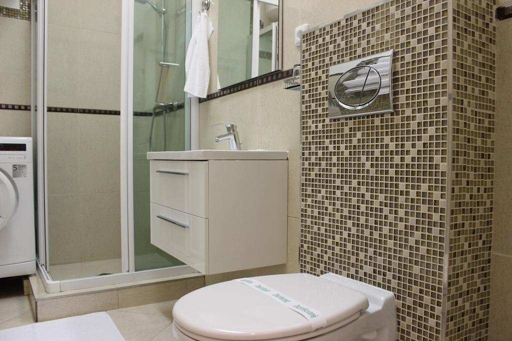 Leo Apartment 브라티슬라바 외부 사진